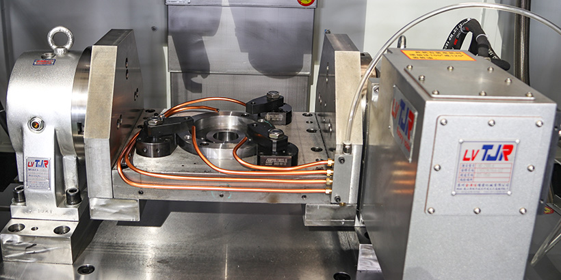  加工中的三軸四軸五軸有什么區(qū)別？