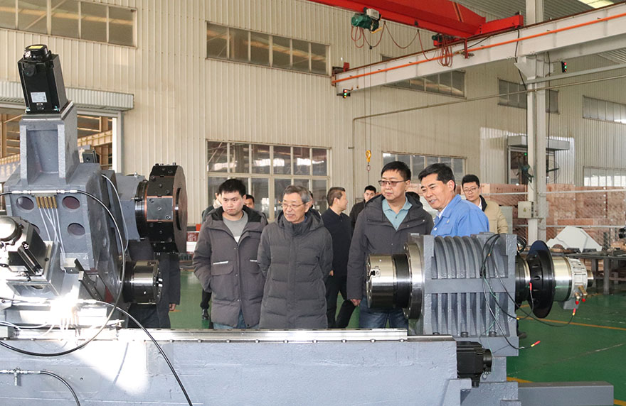  清華大學專家到我司考察調研